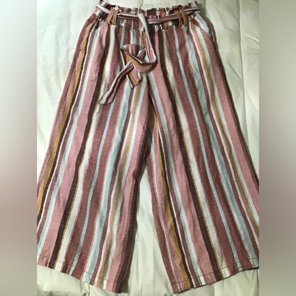 Women’s size medium cotton/linen Striped Wide-Leg Pants with pockets
